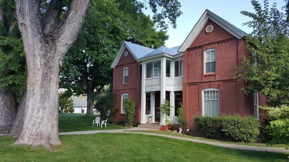 Valley House Inn Huntsville Buitenkant foto